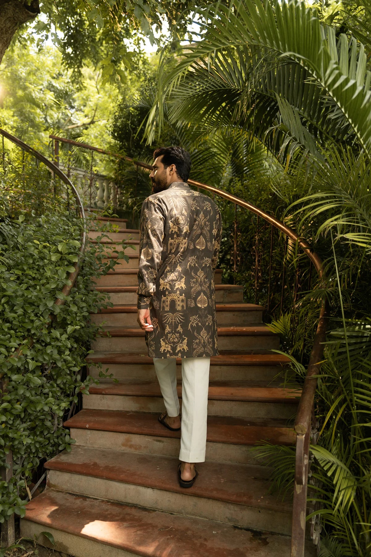ROYAL HERITAGE COLLECTION THE REGAL SWAN KURTA